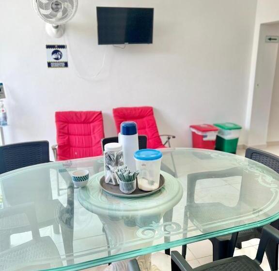 スタンダードトリプルルーム, Hostal Lumar