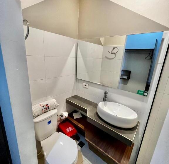 スタンダードルーム, Hostal Lumar