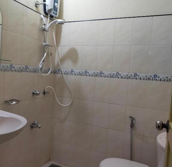 اتاق استاندارد, Lasindu Guest