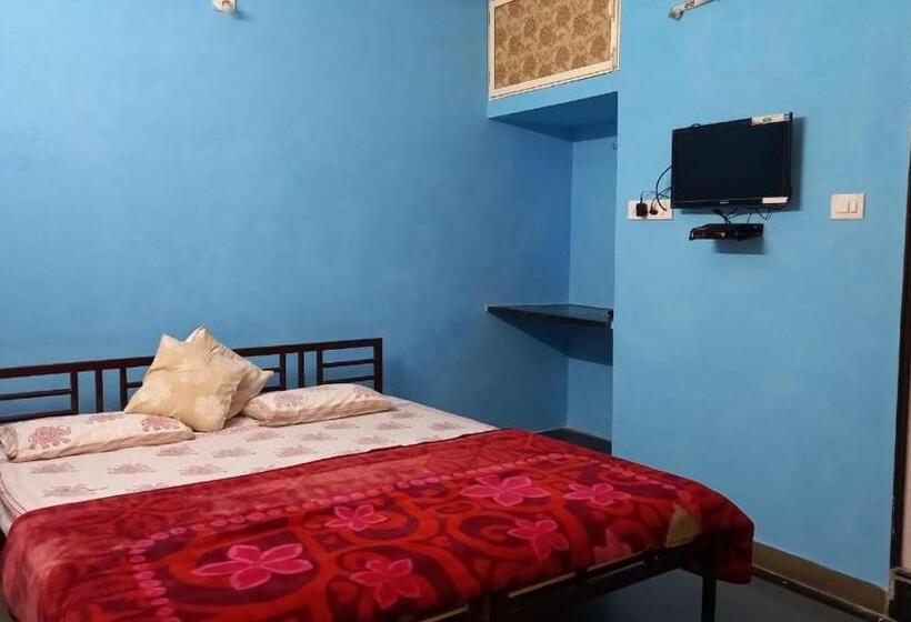 غرفة قياسية, Nandini Paying Guest House