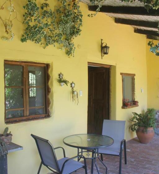 غرفة قياسية ثلاثية, La Casa De Wanda