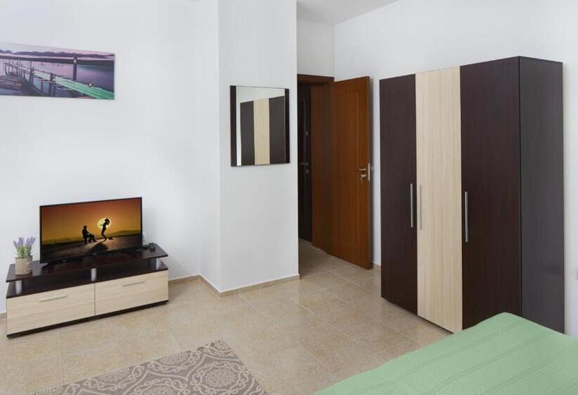 침실 1개 아파트, Complex Moskoyani