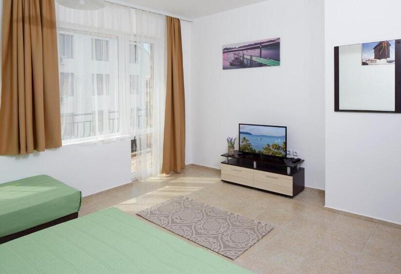 침실 1개 아파트, Complex Moskoyani