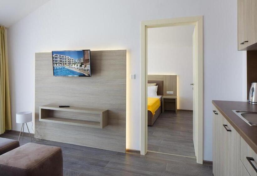 침실 1개 디럭스 아파트, Complex Moskoyani