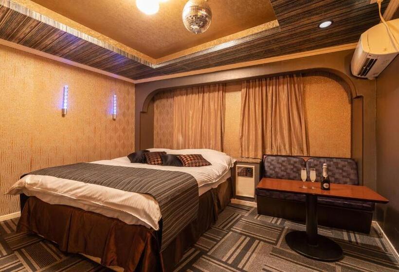 キングサイズベッドのスタンダードルーム, ホテル ムービームービー 岐阜