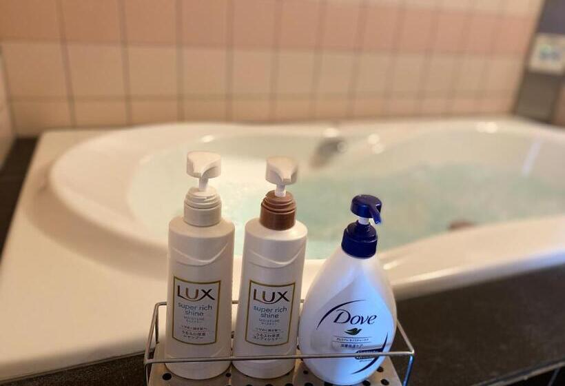 キングサイズベッドのデラックスルーム, ホテル ムービームービー 岐阜