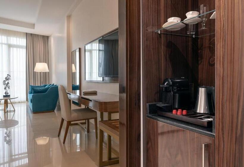 سوییت جونیور, Pyramid Continental