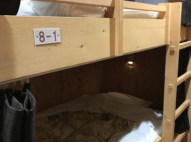 מיטה בחדר משותף, Guesthouse Otaru Wanokaze