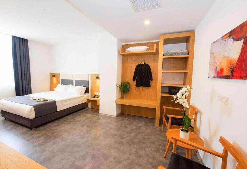 シティビューのデラックスルーム, Ingate