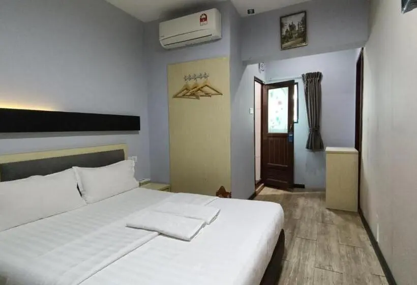デラックスルーム, Unikarya Lodge