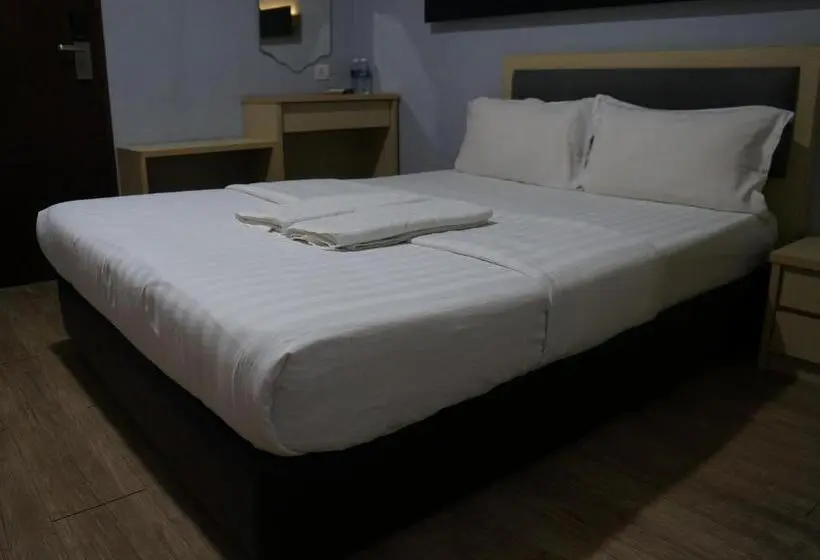 デラックスルーム, Unikarya Lodge