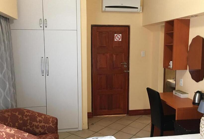 디럭스 룸, Riverton Manor