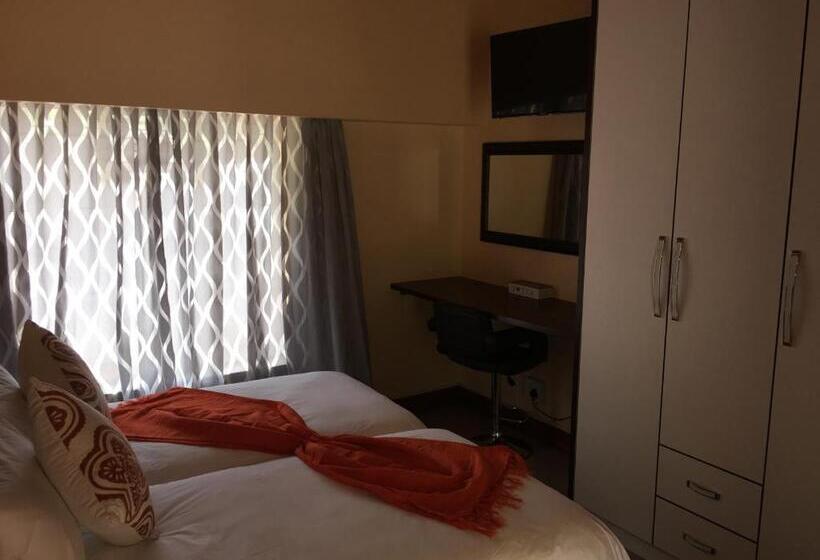 디럭스 룸, Riverton Manor