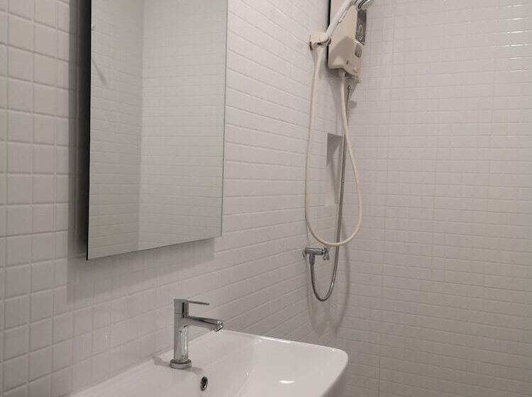 스탠다드 룸, The Good Days