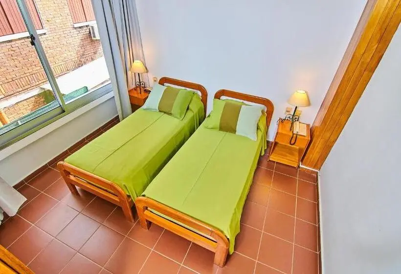 اتاق استاندارد چهار تخته, Aguasol Hotel Termal