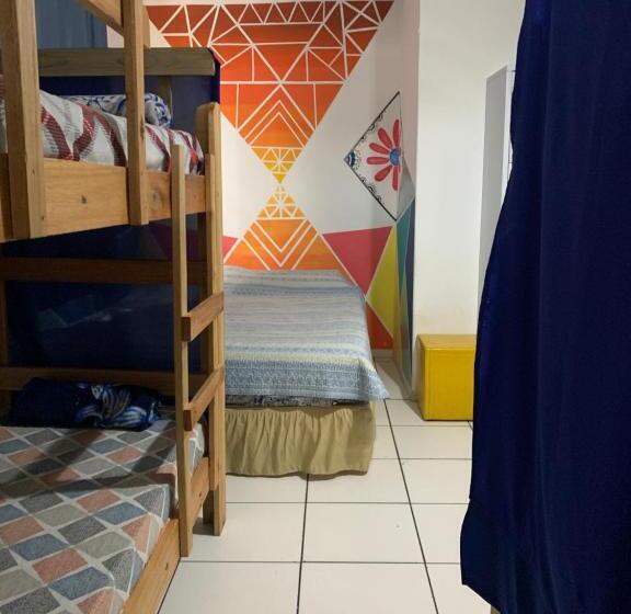 Семейный Номер, Oceanic Hostel
