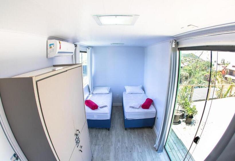 מיטה בחדר משותף, Innbox   Praia Do Rosa