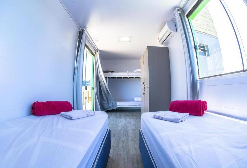 מיטה בחדר משותף, Innbox   Praia Do Rosa