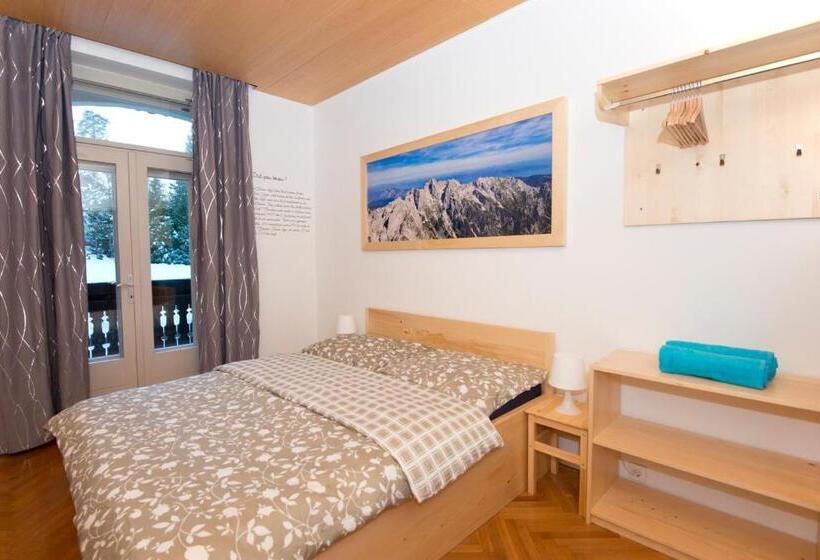 اتاق استاندارد چهارنفره با سرویس بهداشتی مشترک, Vila Lipa