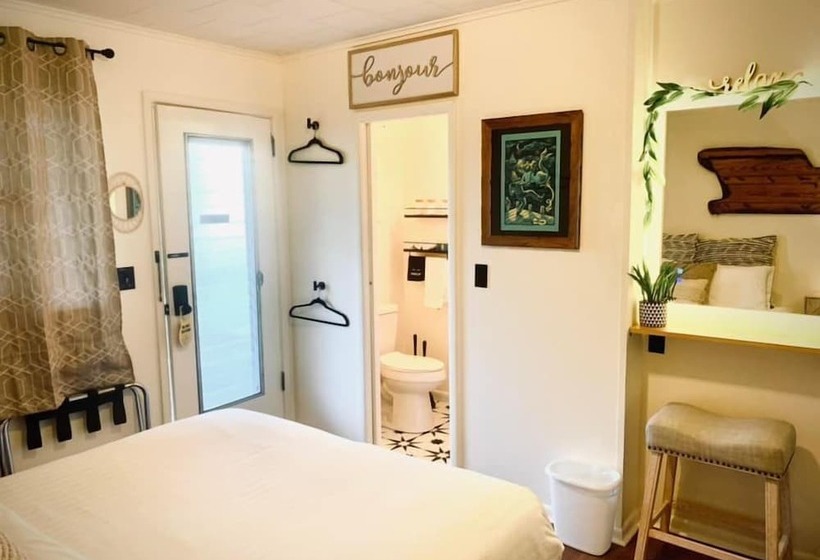 스탠다드 룸, Wooden Boat Inn