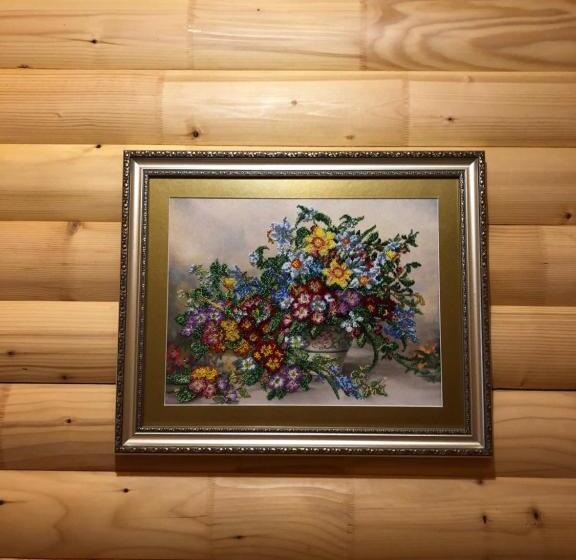 اتاق خانوادگی, Karpatska Mria