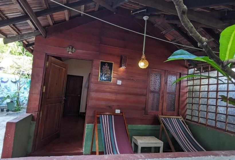 Хижина, Canoe Beach Resort Tangalle