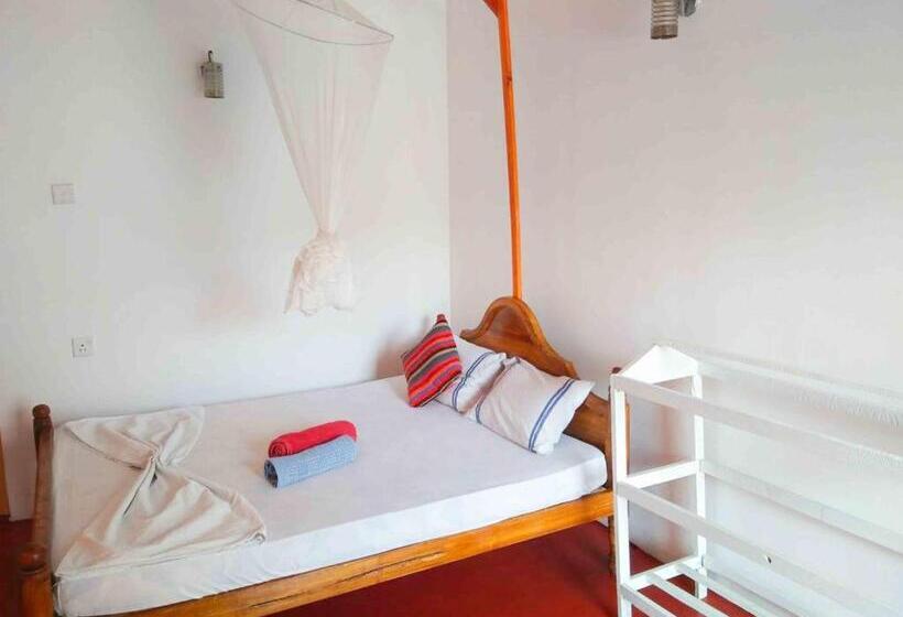 Номер Economy, Canoe Beach Resort Tangalle