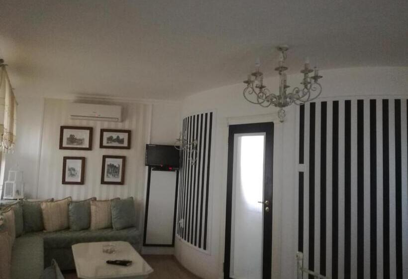Семейный Номер, Villa St. Michael