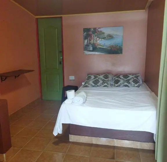 اتاق استاندارد, Ofiuras Hostal