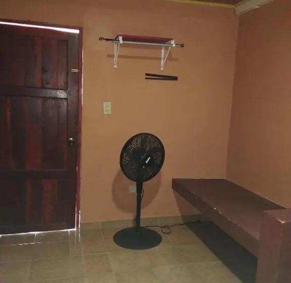 اتاق استاندارد, Ofiuras Hostal