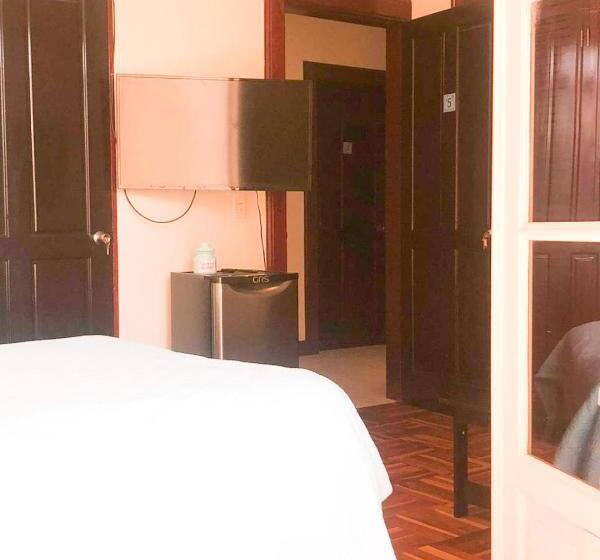 발코니가 있는 4인용 스탠다드 룸, Ester`s Place