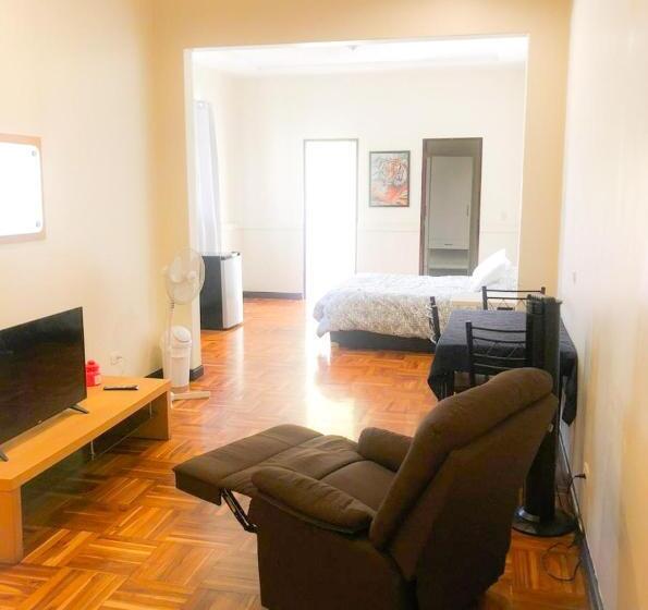 발코니가 있는 4인용 스탠다드 룸, Ester`s Place