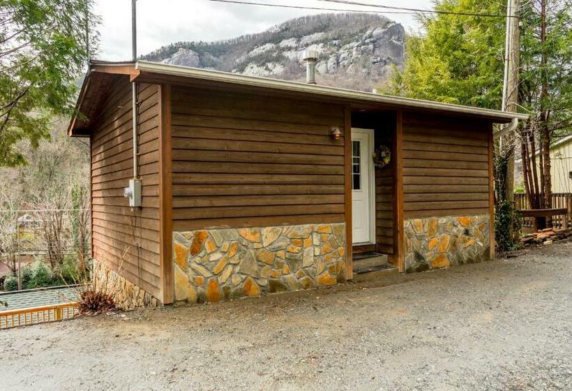 スタンダードルーム, The Chimney Rock Inn & Cottages