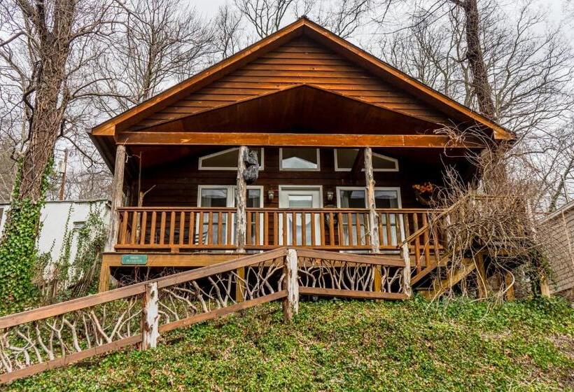 スイート（家族用）, The Chimney Rock Inn & Cottages