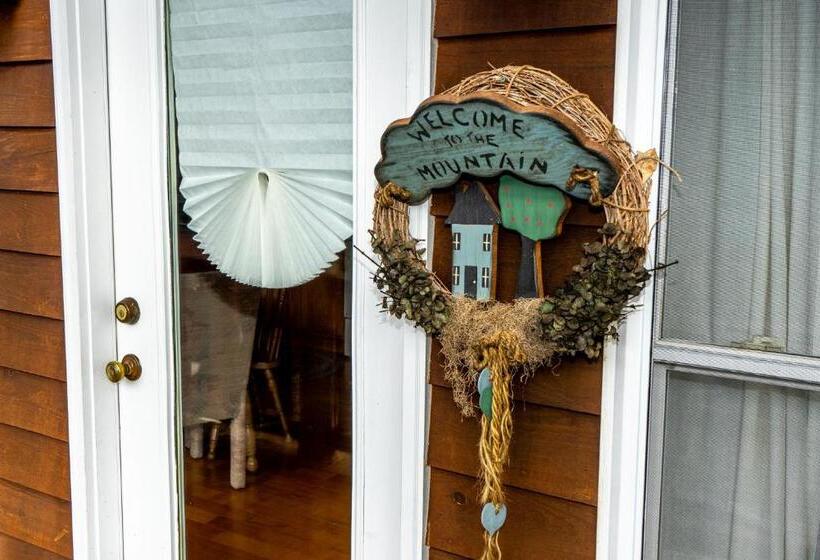 スイート（家族用）, The Chimney Rock Inn & Cottages