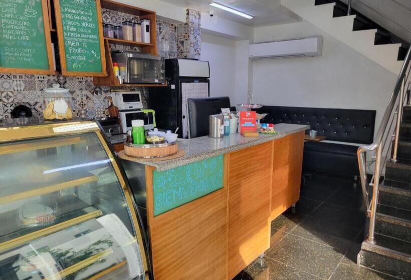 استودیوی استاندارد, Plaza Marcel Suites