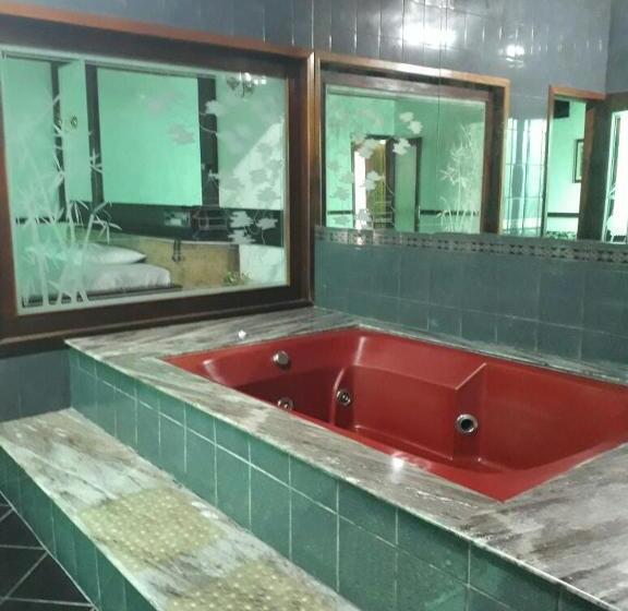 חדר סטנדרט עם ג'קוזי, Motel Casa Branca