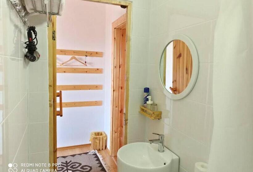 اتاق استاندارد سه نفره, Matsunoki