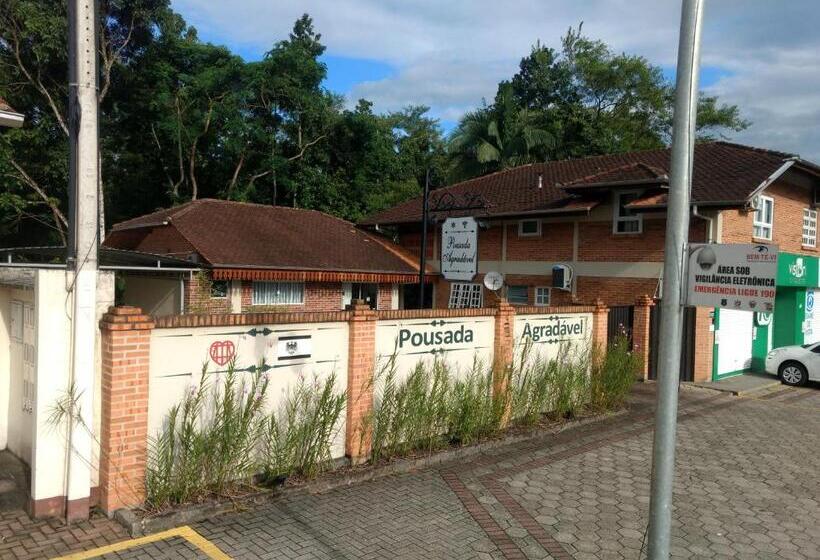패밀리 주니어 스위트, Pousada Agradável Pomerode