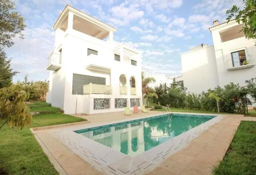 Villa 1 Makuuhuone, Asilah 32