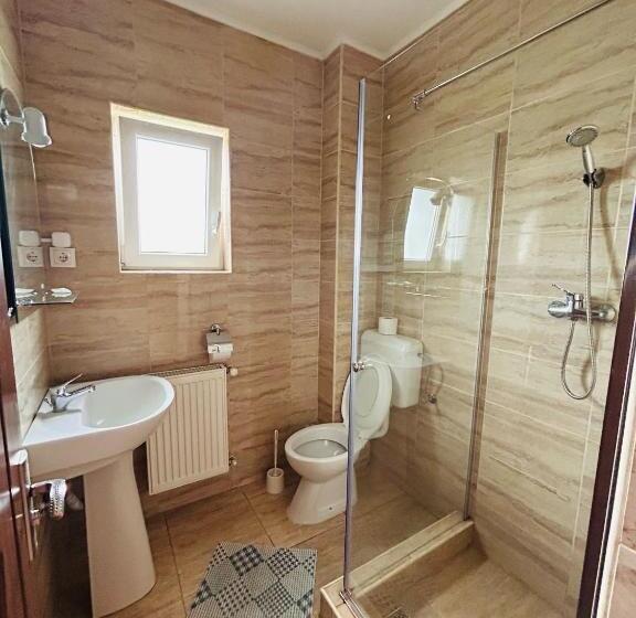 ویلای یک اتاق خوابه با استخر شنا, Kelemen Vendégház 2