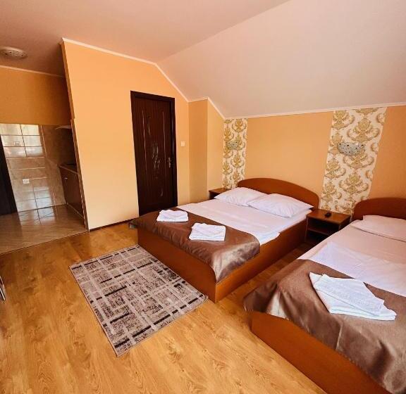 ویلای یک اتاق خوابه با استخر شنا, Kelemen Vendégház 2