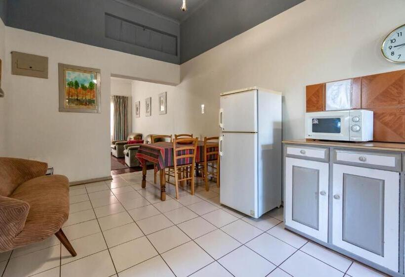 家庭间, Old Coach Road Guest House