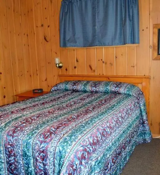 Basic-huone, Baileys Sunset Motel