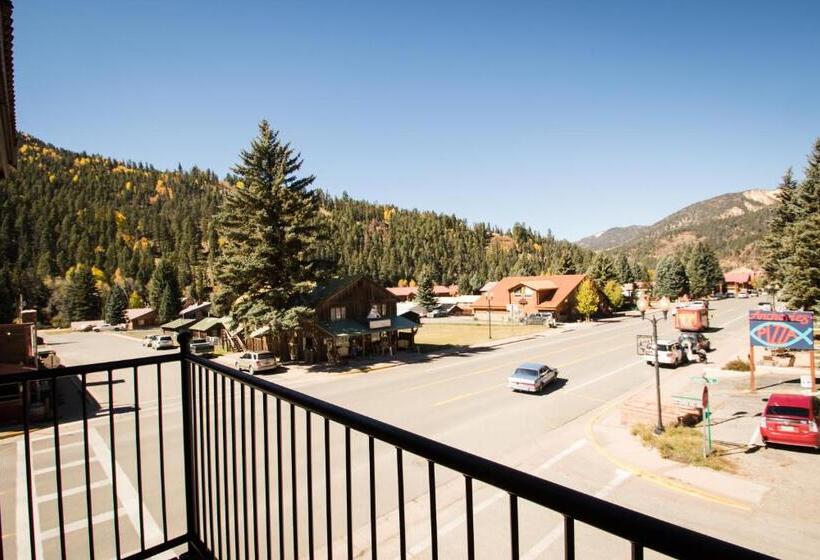 غرفة قياسية مزوَّدة بشُرفة, The Lodge At Red River