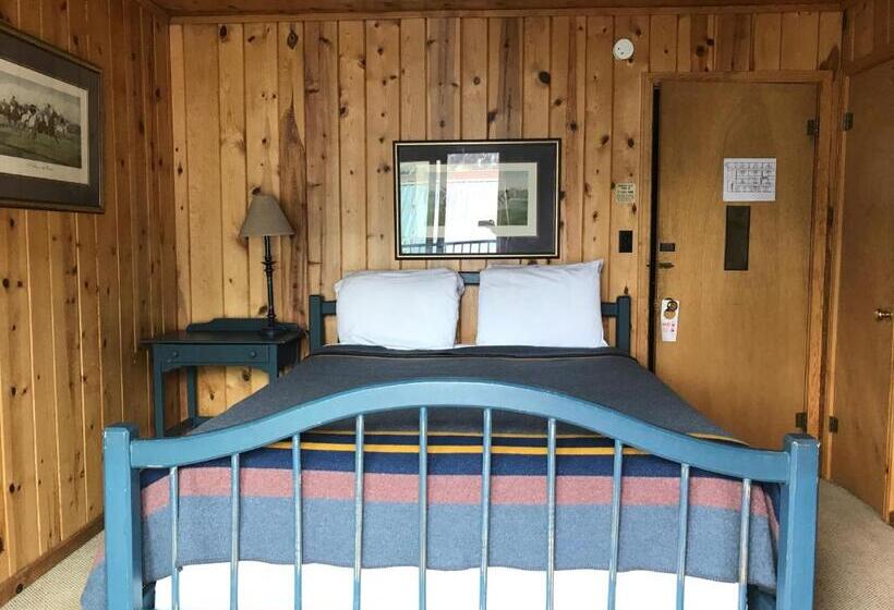 غرفة قياسية مزوَّدة بشُرفة, The Lodge At Red River