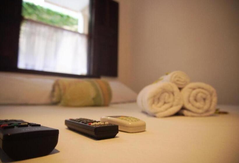 スタンダードルーム, Pousada Tres Coracoes