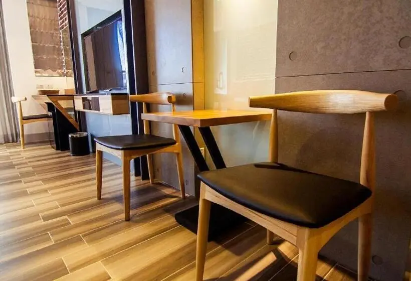 اتاق استاندارد چهار تخته, Siangge Chuanfan Rock Resort