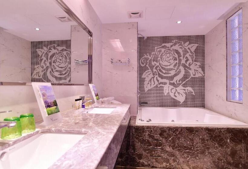 اتاق سوپریور چهار تخته, Siangge Chuanfan Rock Resort