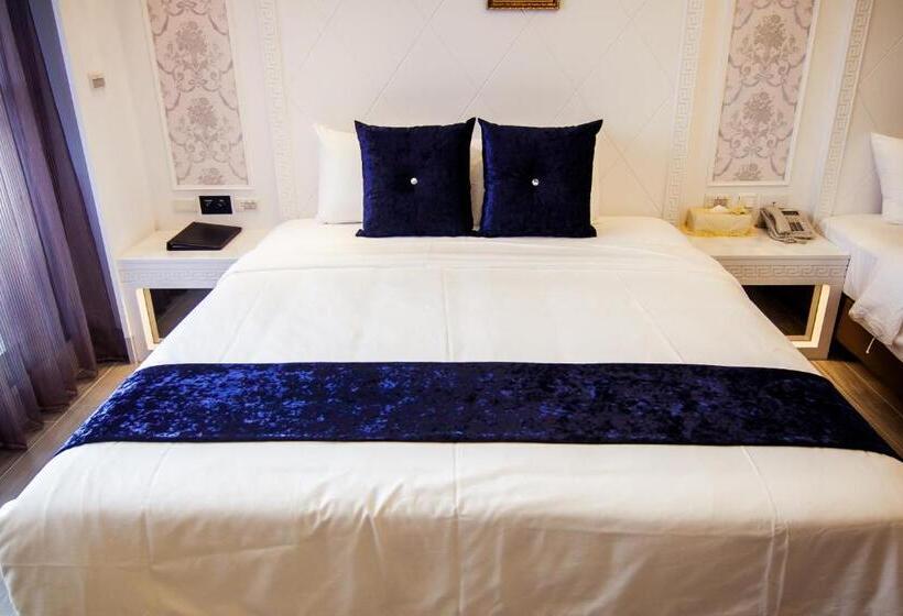 اتاق پریمیوم چهارنفره, Siangge Chuanfan Rock Resort